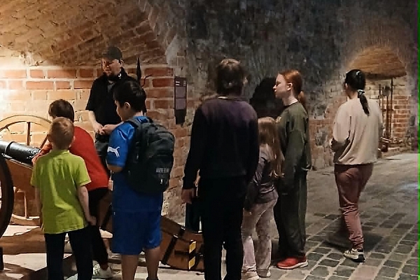 Edukacija Vilniaus gynybinės sienos bastėjoje